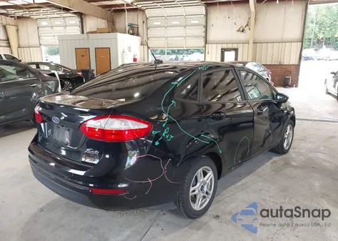 2018 Ford Fiesta Se z USA, uszkodzony, nr VIN 3FADP4BJXJM121990